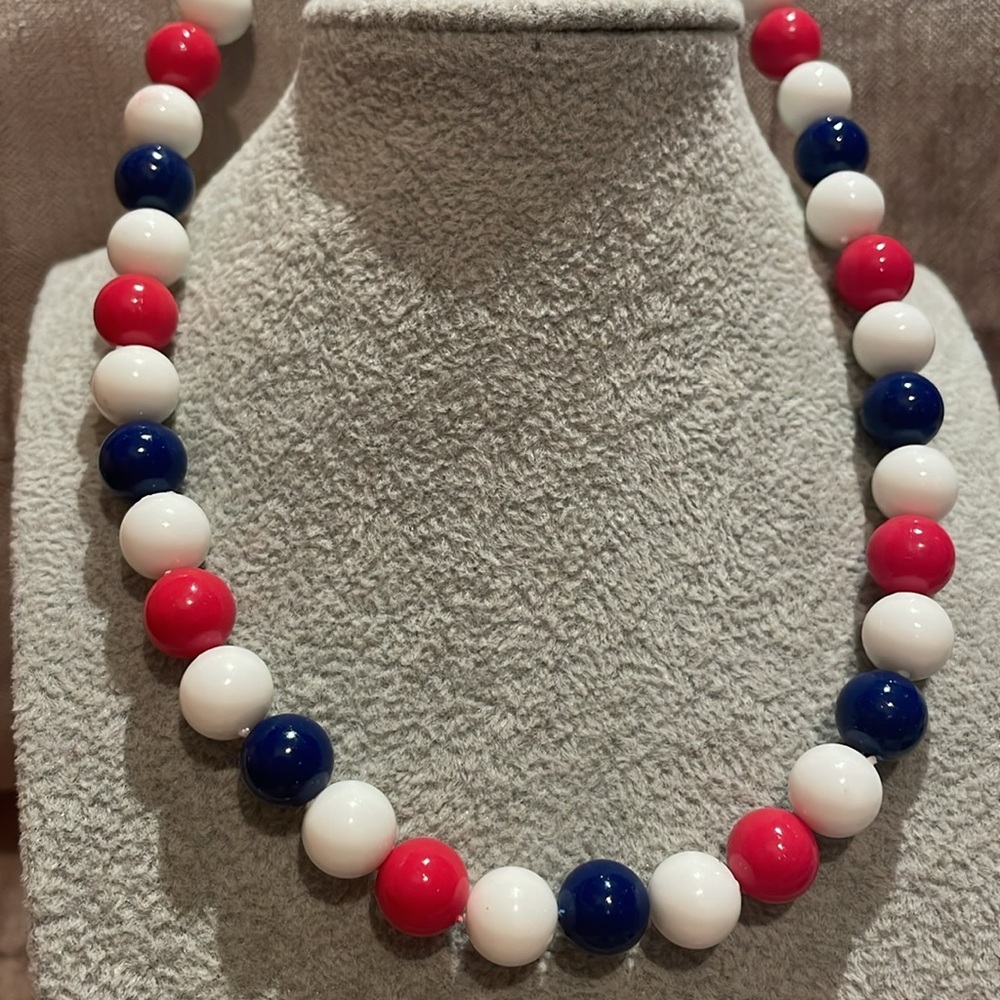 Red and White Beaded Necklace with Elegant Design Gold Barrel Clasp 24” Strand